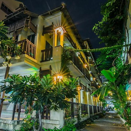 Hotel Sutus Court 2 Pattaya Exterior foto