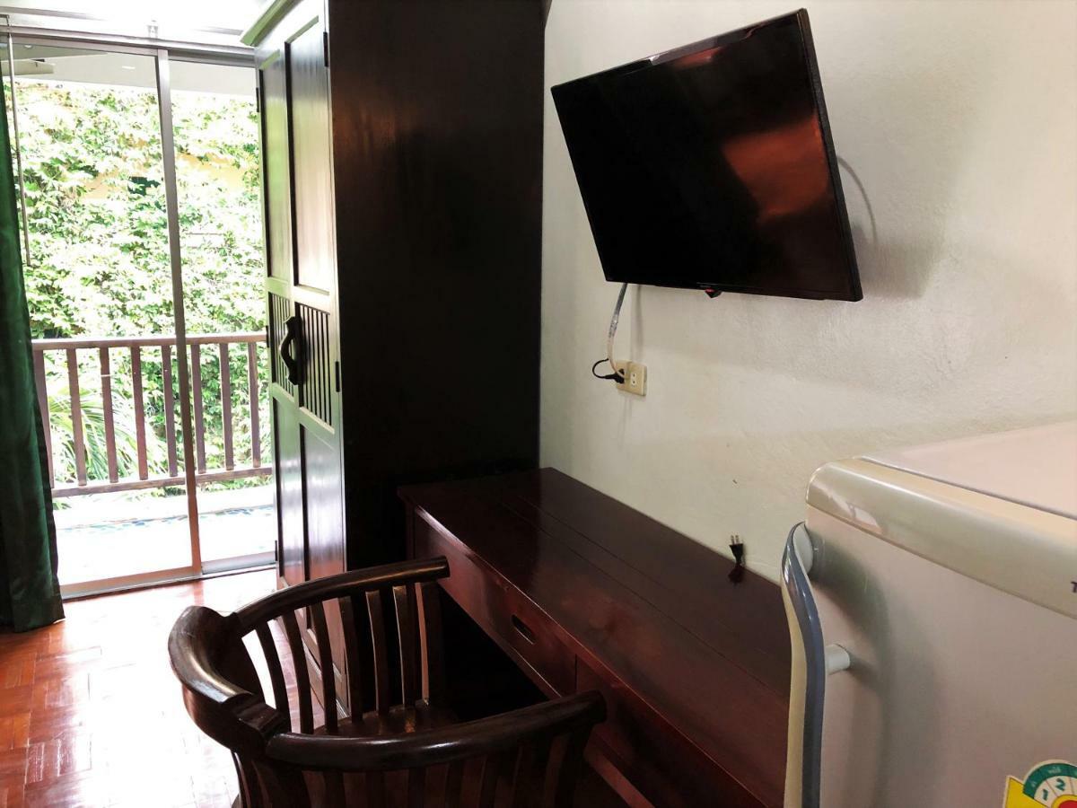 Hotel Sutus Court 2 Pattaya Exterior foto