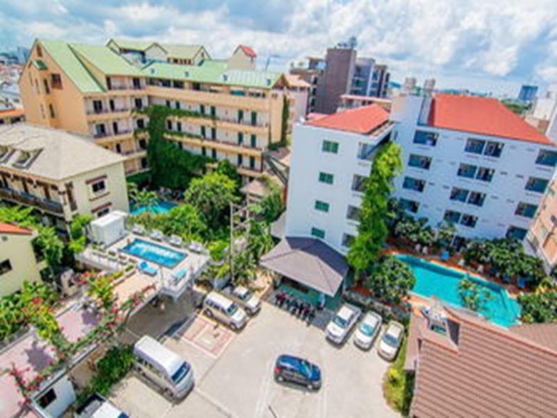 Hotel Sutus Court 2 Pattaya Exterior foto
